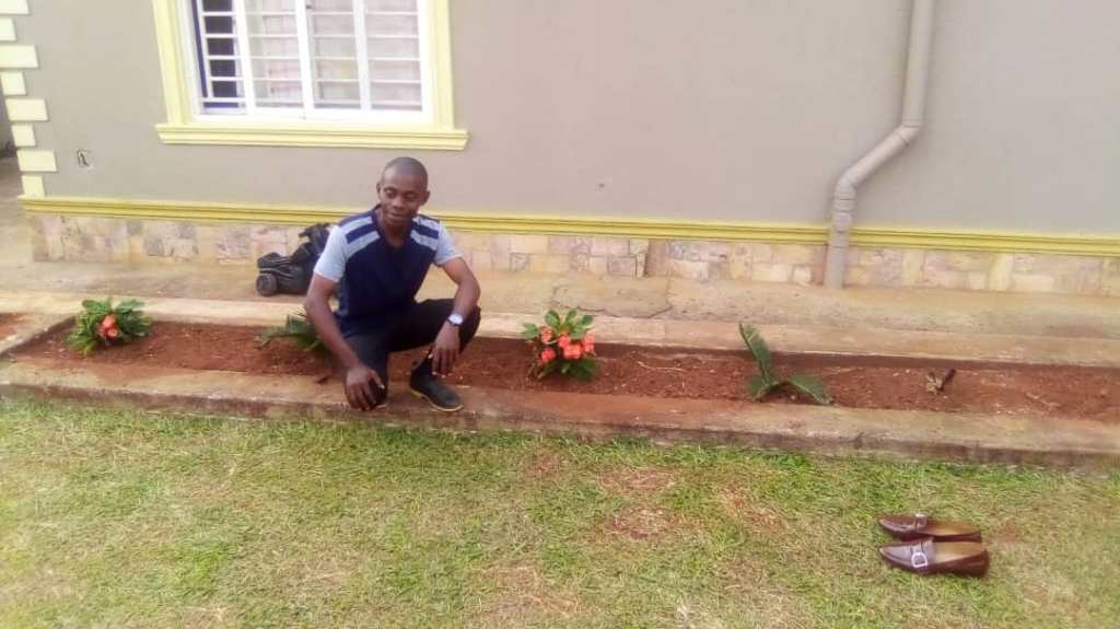 This image has an empty alt attribute; its file name is wp-1615366187100.jpg